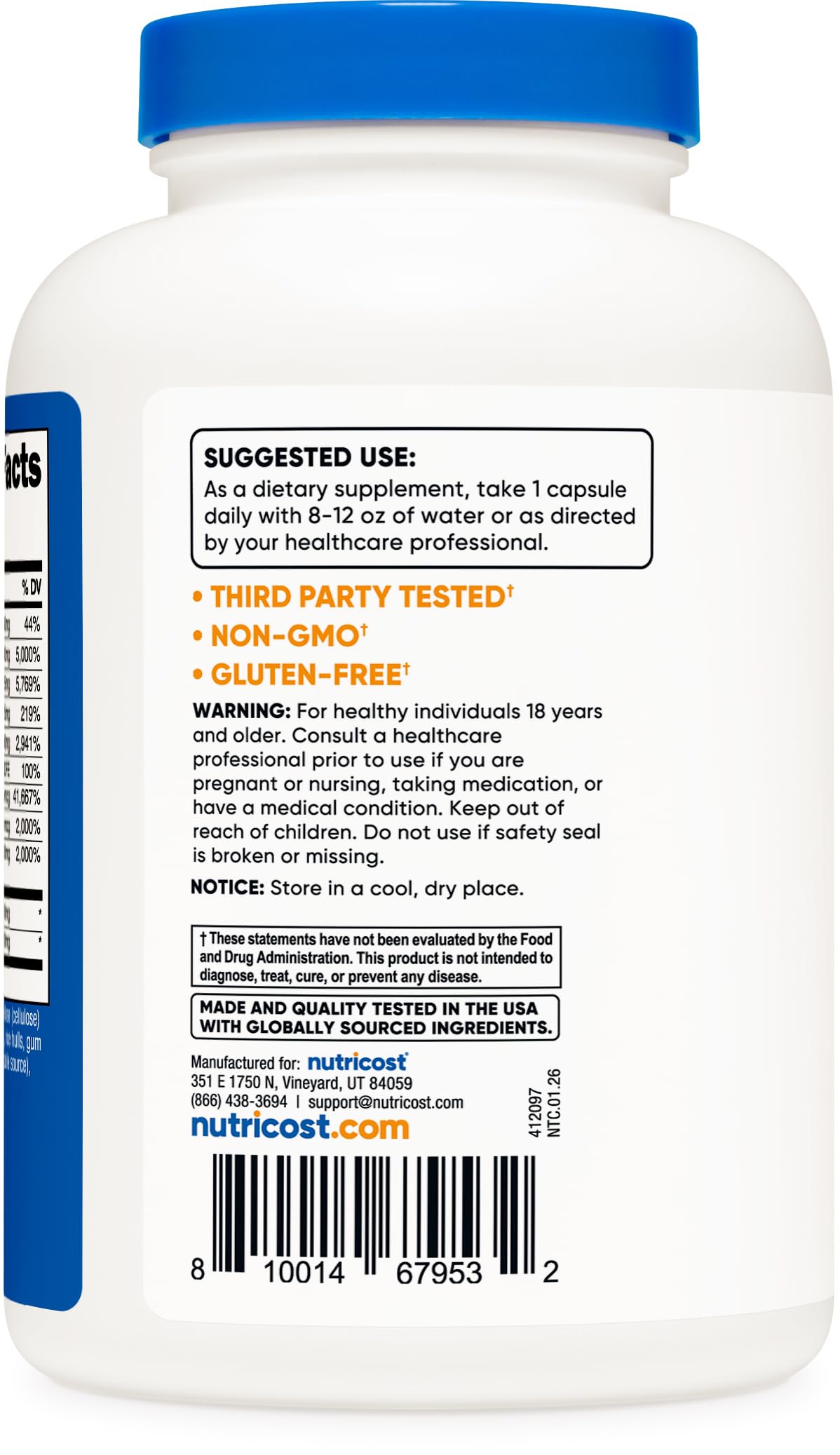 Nutricost frasco junto a objetos para comparar tamaño y capacidad