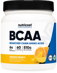 Nutricost BCAA Powder con sabor Naranja Mango en bote, ideal para recuperación posentrenamiento.