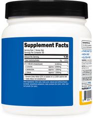 Envase de Nutricost BCAA Powder, diseño compacto para llevar al gimnasio.