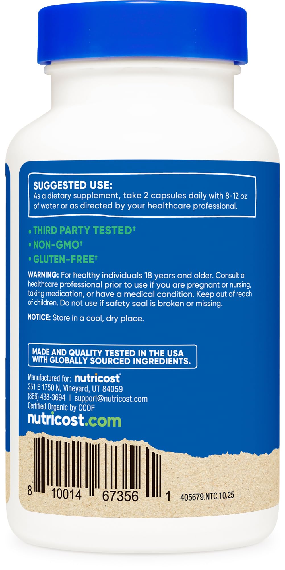 Nutricost cápsula en mano para comparar escala y facilidad de ingesta