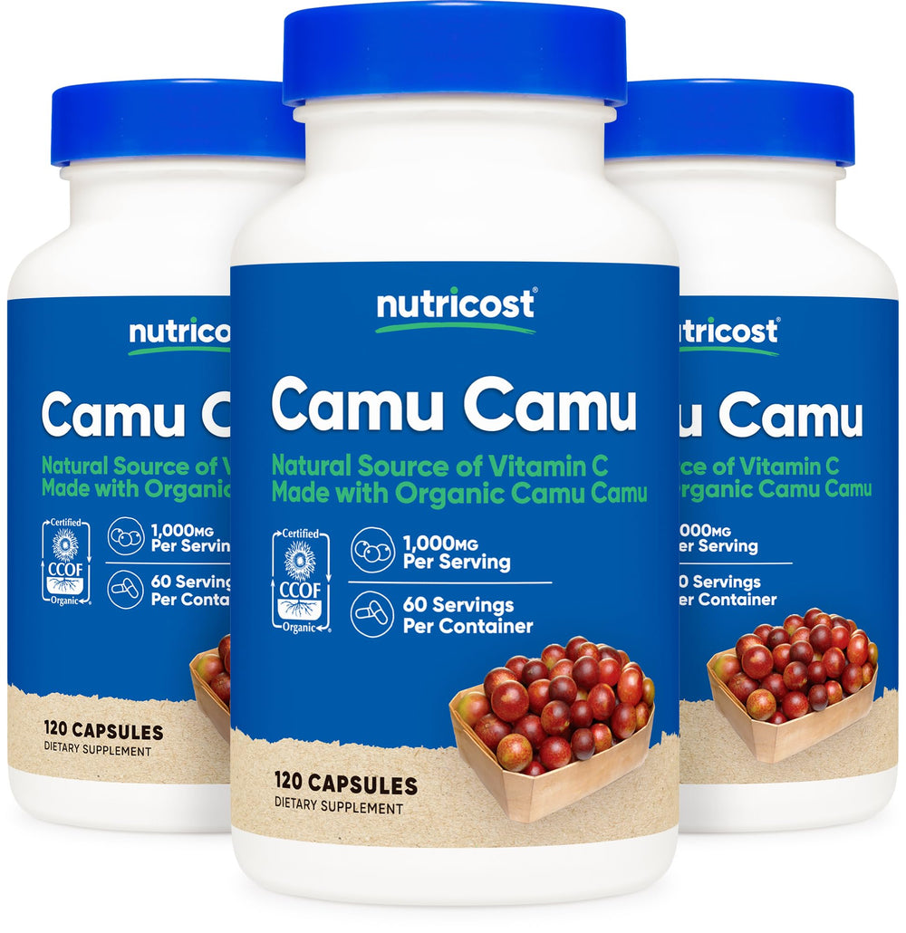 Nutricost cápsulas junto a vaso de agua representando uso diario