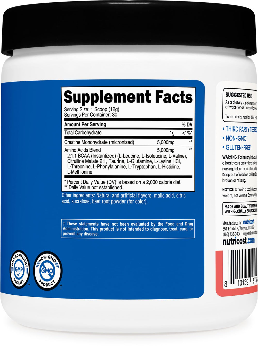 Nutricost producto junto a equipo de gimnasio para uso deportivo