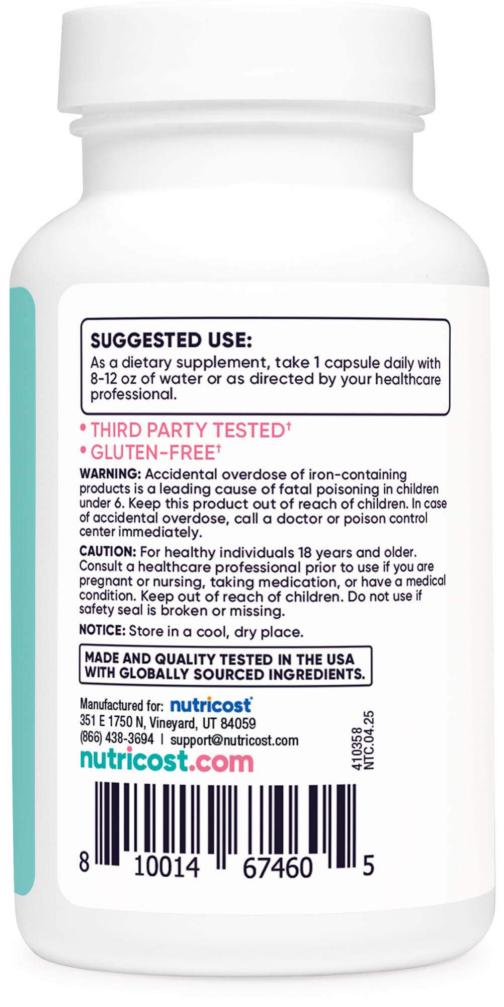 Nutricost cápsulas junto a una regla para mostrar tamaño real