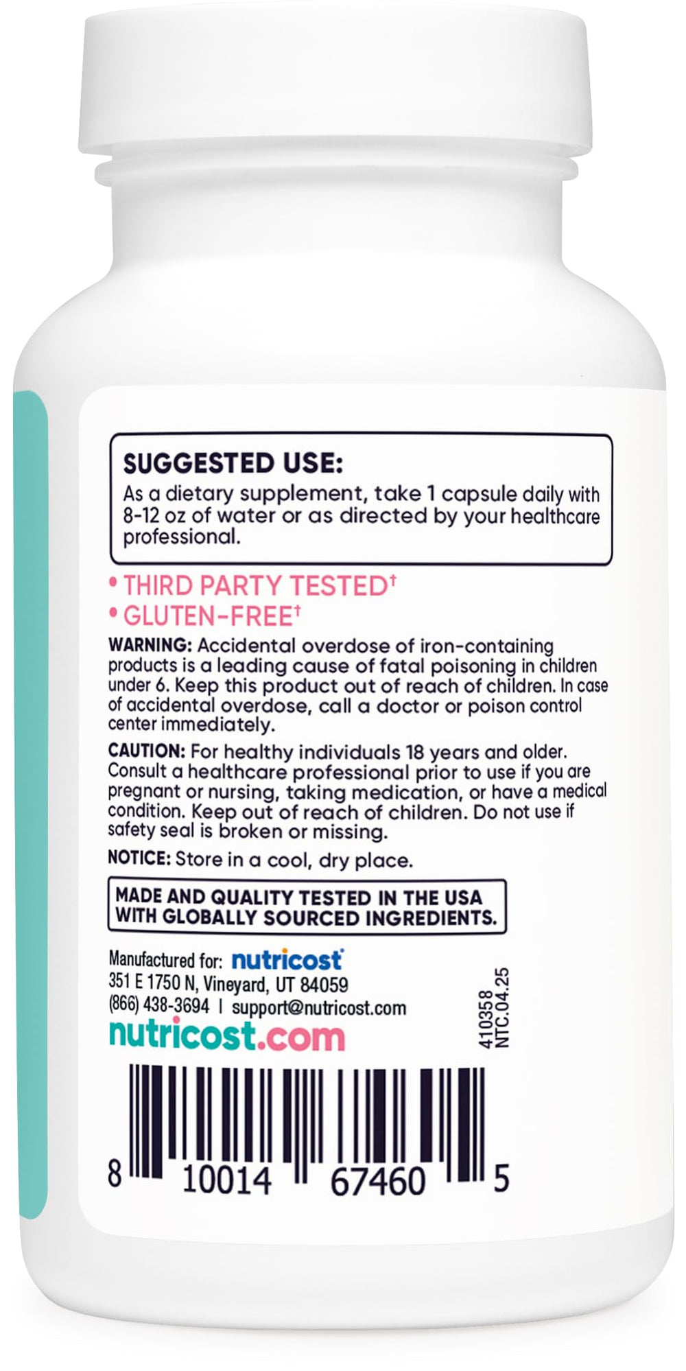 Nutricost cápsulas junto a una regla para mostrar tamaño real