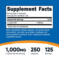 Nutricost cápsula en primer plano mostrando textura y pureza