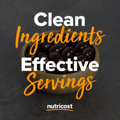 Nutricost suplemento junto a objetos cotidianos para contexto práctico