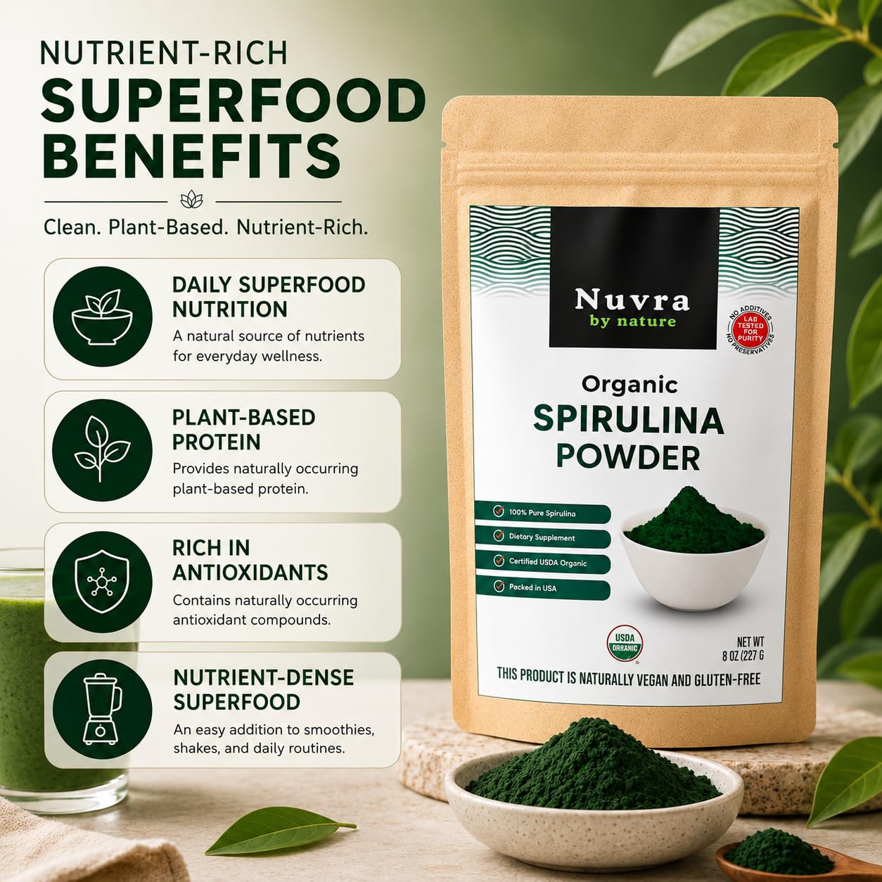 Nuvra by Nature cuchara con spirulina resaltando la textura y dosificación