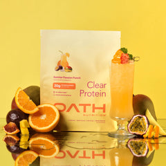 Oath Nutrition bebida junto a una piscina, perfecta para consumo fresco y saciante