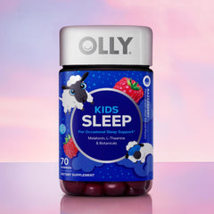 OLLY escena de niña durmiendo plácidamente tras recibir rutina con las gomitas