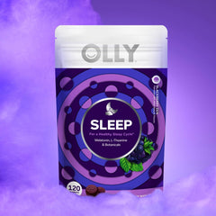 OLLY gomita en mano lista para masticar que destaca facilidad de consumo
