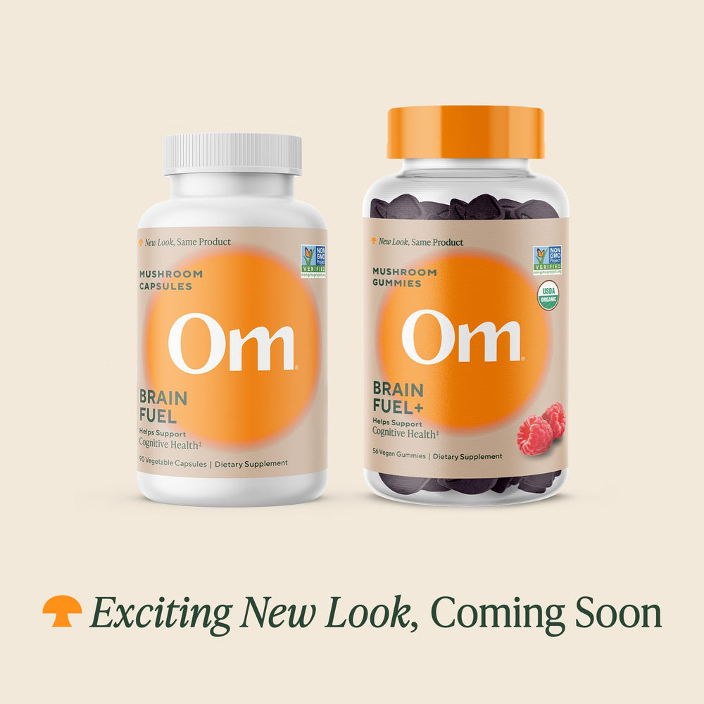 OM MUSHROOM SUPERFOOD etiqueta con lista de ingredientes y certificaciones visibles