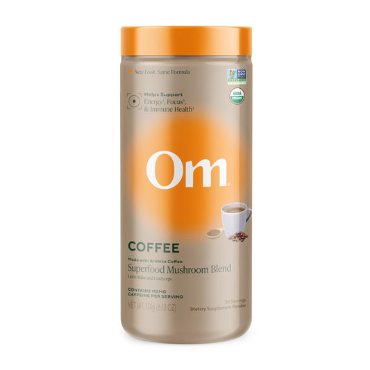 OM MUSHROOM SUPERFOOD lata frontal mostrando etiqueta y beneficios