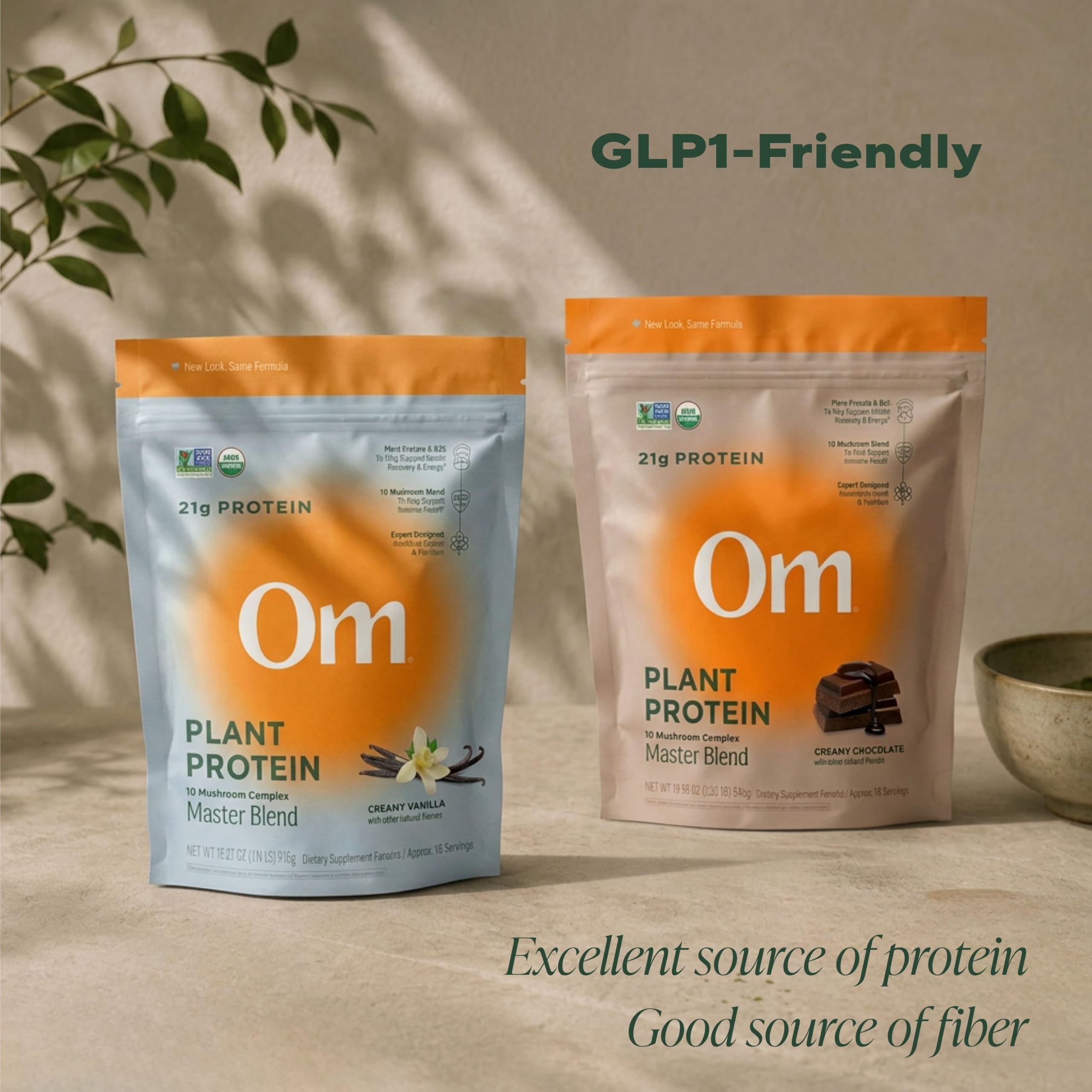 OM MUSHROOM SUPERFOOD comparación de bolsa y scoop indicando 16 porciones