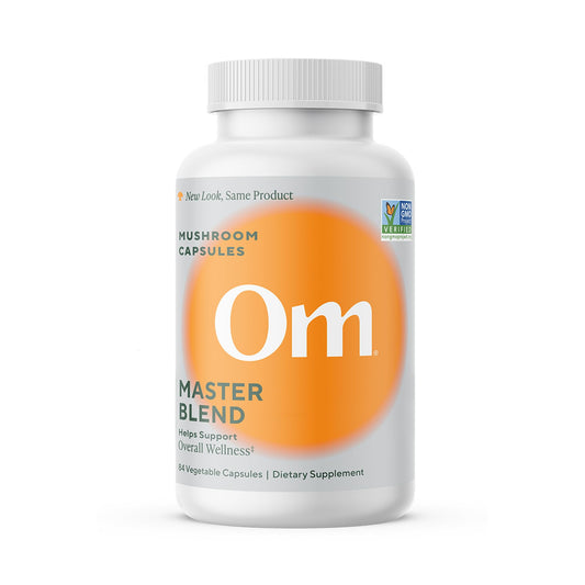 OM MUSHROOM SUPERFOOD frente del envase mostrando etiqueta clara y beneficios