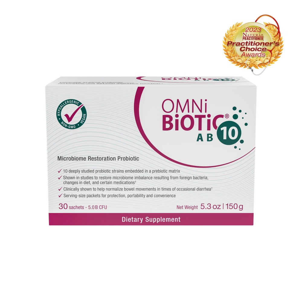 OMNi BiOTiC AB 10 polvo en sobre abierto, textura que facilita rehidratación rápida