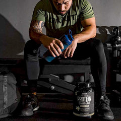 ONNIT etiqueta enfocada en ingredientes y origen de leche alimentada con pasto