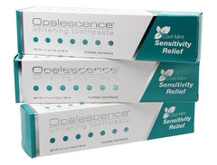 Opalescence empaque frontal mostrando pack de 3 y beneficio blanqueante