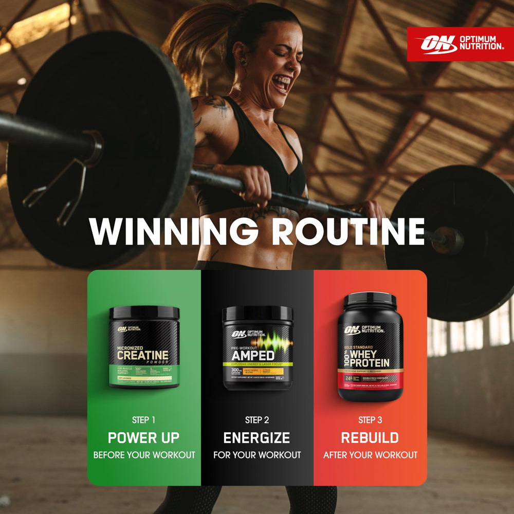 Optimum Nutrition bote abierto con vaso preparado para consumo inmediato