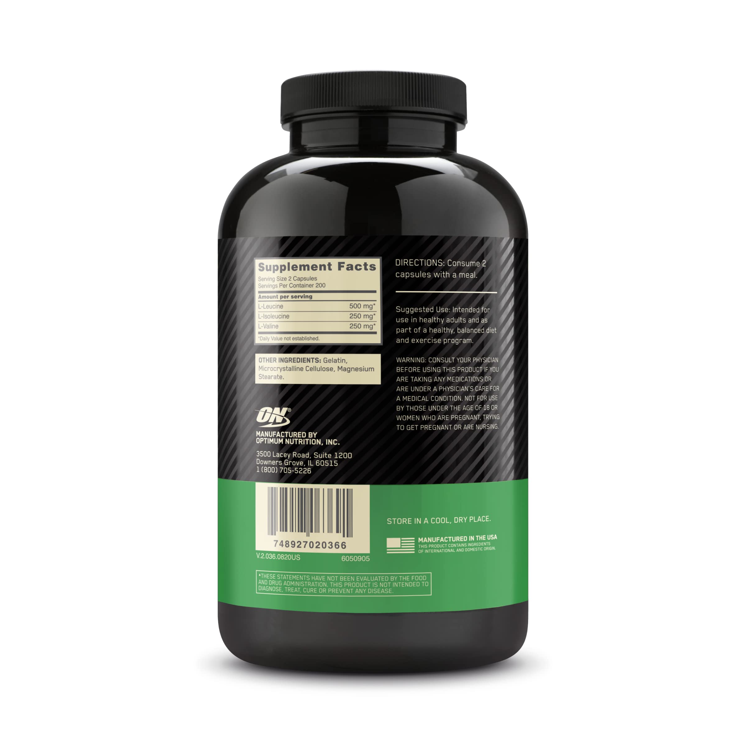 Optimum Nutrition producto en un gimnasio junto a accesorios, ideal para deportistas