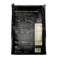 Optimum Nutrition en ambiente de gimnasio con atleta, apoya consumo tras entrenamiento