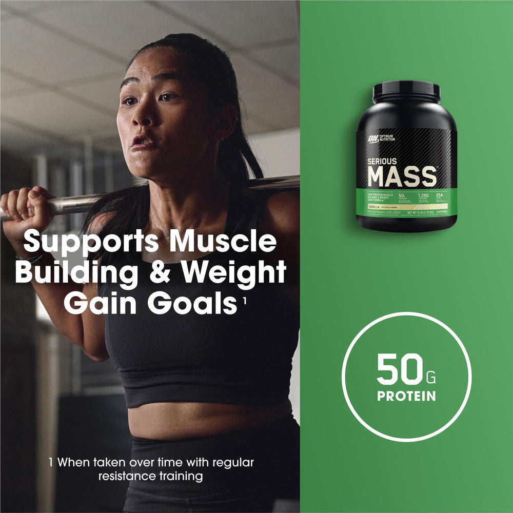 Vaso con batido de Serious Mass Optimum Nutrition listo para consumir y recargar energía