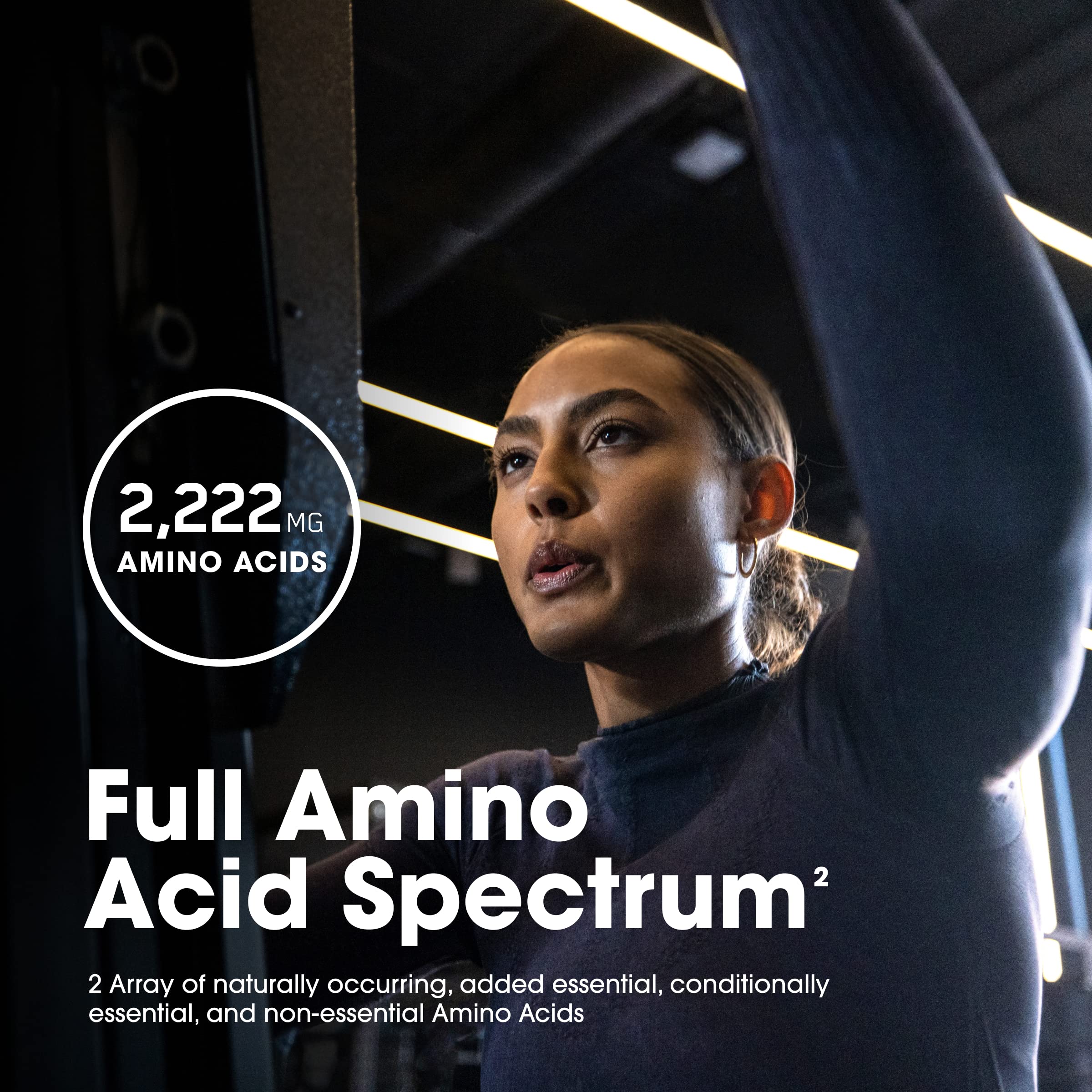 Optimum Nutrition tableta entre dedos para escala y beneficio tamaño fácil de tomar