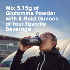 Optimum Nutrition bote al lado de botella de gimnasio preparado para llevar y usar