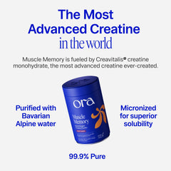 Close-up del polvo micronizado Ora Organic mostrando disolución rápida y textura suave