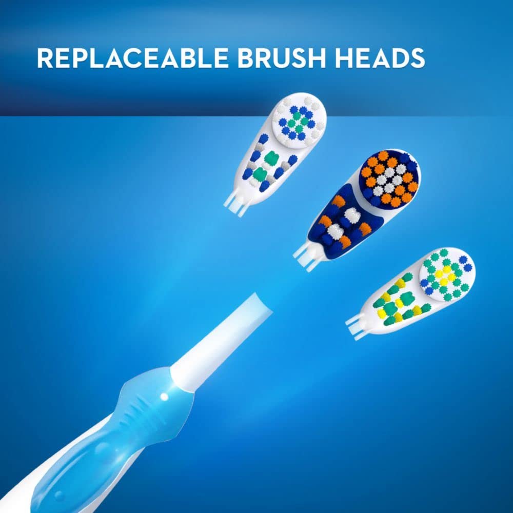 Oral-B pila AA junto al mango indicando inclusión y uso inmediato
