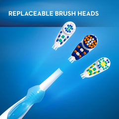Oral-B pila AA junto al mango indicando inclusión y uso inmediato