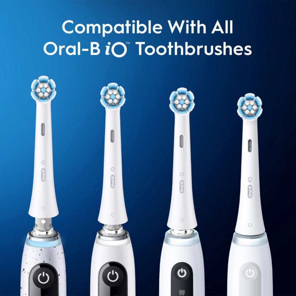 Oral-B cabezal montado en mango iO en uso cómodo y preciso