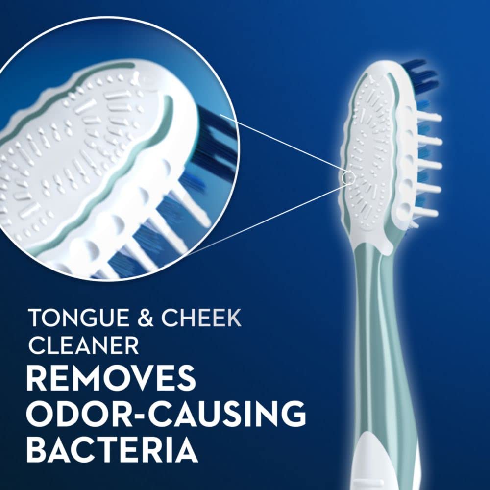 Oral-B cepillo en uso limpiando molares y alcanzando espacios difíciles