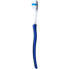 Oral-B mango con textura para mejor agarre y control al cepillar