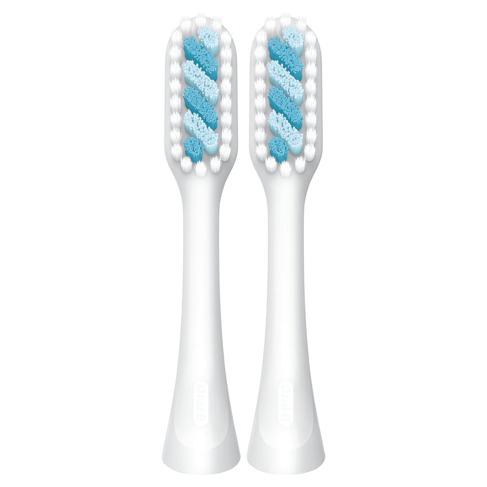 Oral-B detalle de cerdas en X que muestra mejor alcance entre dientes