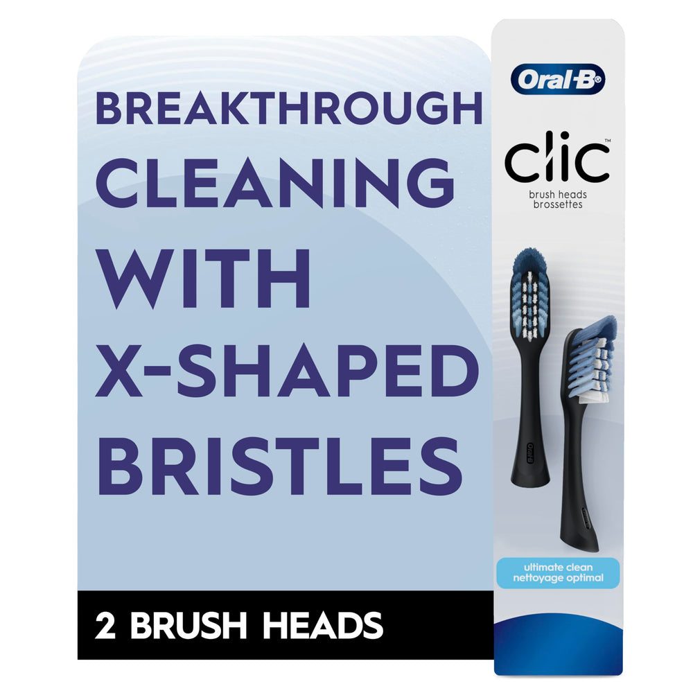 Oral-B uso en mano demostrando ergonomía y control durante el cepillado