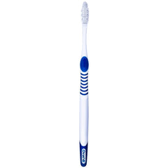 Oral-B vista del ángulo del cabezal para alcanzar zonas posteriores