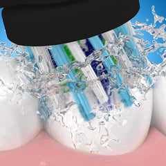 Oral-B cabezal montado en mango recargable demostrando uso efectivo diario