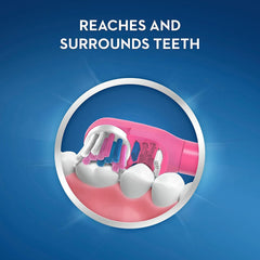 Oral-B primer plano de cerdas centrales para limpiar superficies de masticación