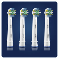 Oral-B paquete abierto mostrando los cuatro recambios listos para instalar