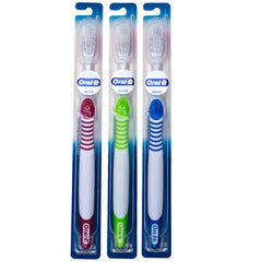 Oral-B frente del pack de 3 cepillos, fácil identificación