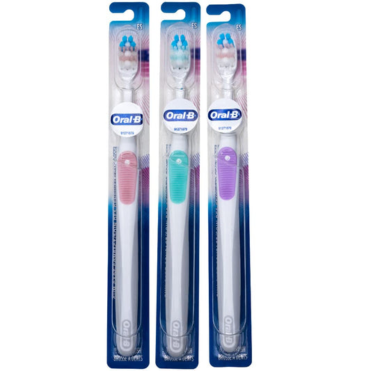 Oral-B vista frontal del pack de 3, práctico para reemplazos frecuentes
