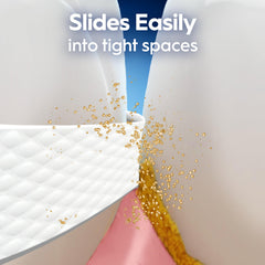 Oral-B Glide hilo dental usado entre dientes mostrando limpieza efectiva en espacios estrechos