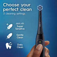 Detalles de las cerdas Oral-B iO2 que optimizan la eliminación de placa