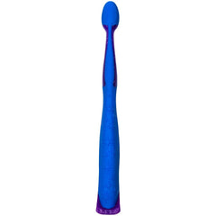 Oral-B limpiador de lengua integrado para mejor frescura del aliento