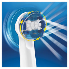 Oral-B primer plano del cabezal que resalta forma y cobertura para mayor limpieza