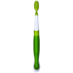 Oral-B mango ergonómico adaptado a manos infantiles para mejor control