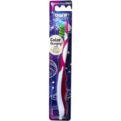 Oral-B mango ergonómico diseñado para manos pequeñas y mejor control