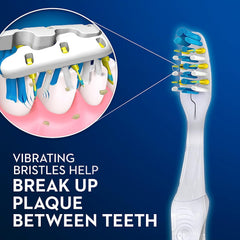 Oral-B cepillo en uso en baño demostrando limpieza eficaz