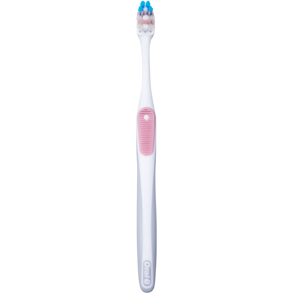 Oral-B cepillo limpiando un molar, acceso a zonas difíciles