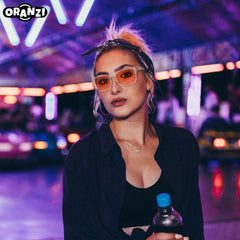 ORANZI gafas en escritorio de oficina estilo y protección